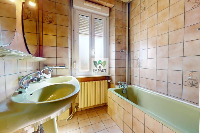 Maison - 178 m² - 7 pièces