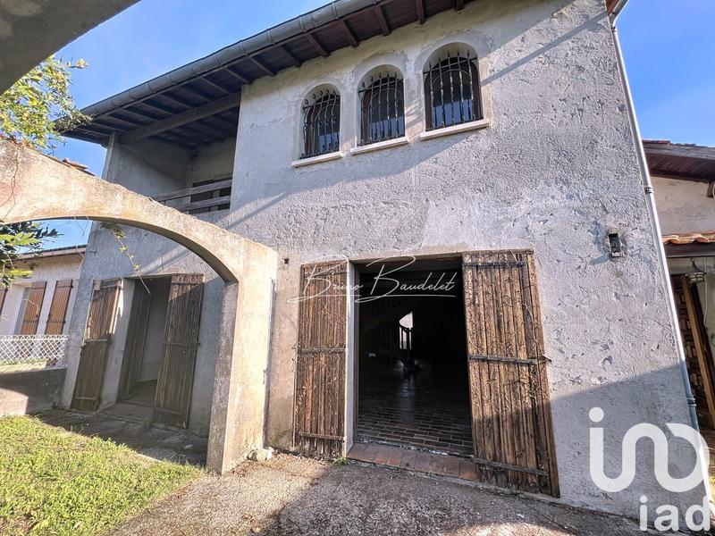 Maison - 210 m² - 6 pièces