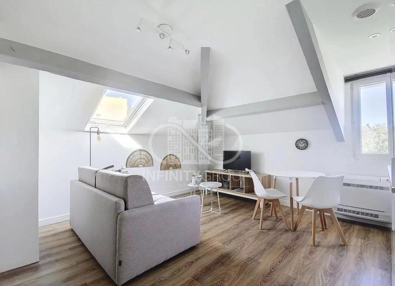 Studio - 32 m² - 2 pièces