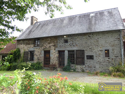 Maison ancienne - 127 m² - 3 pièces