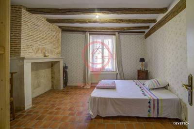 Maison ancienne - 230 m² - 6 pièces