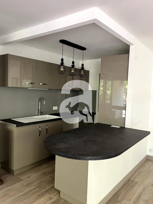 Appartement - 108 m² - 4 pièces