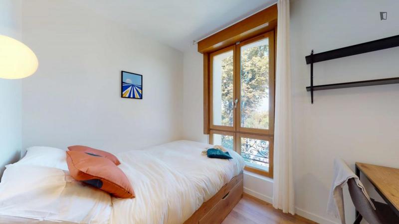 Chambre - 13 m² - 19 pièces