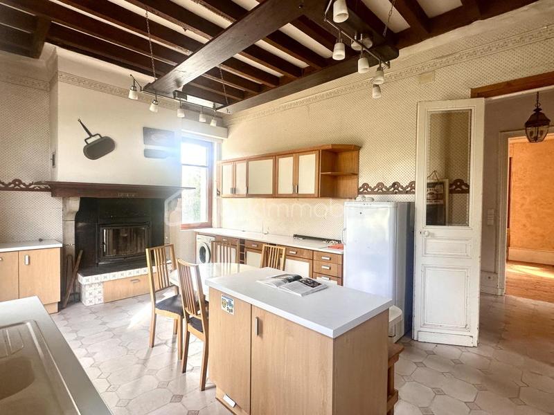 Demeure - 298 m² - 12 pièces