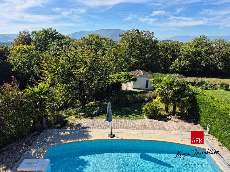 Maison - 141 m² - 5 pièces