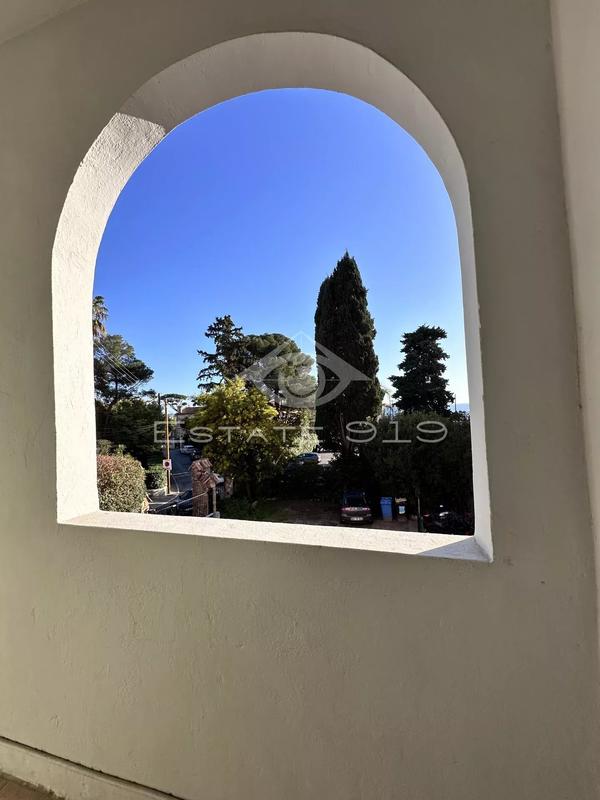 Appartement - 103 m² - 4 pièces