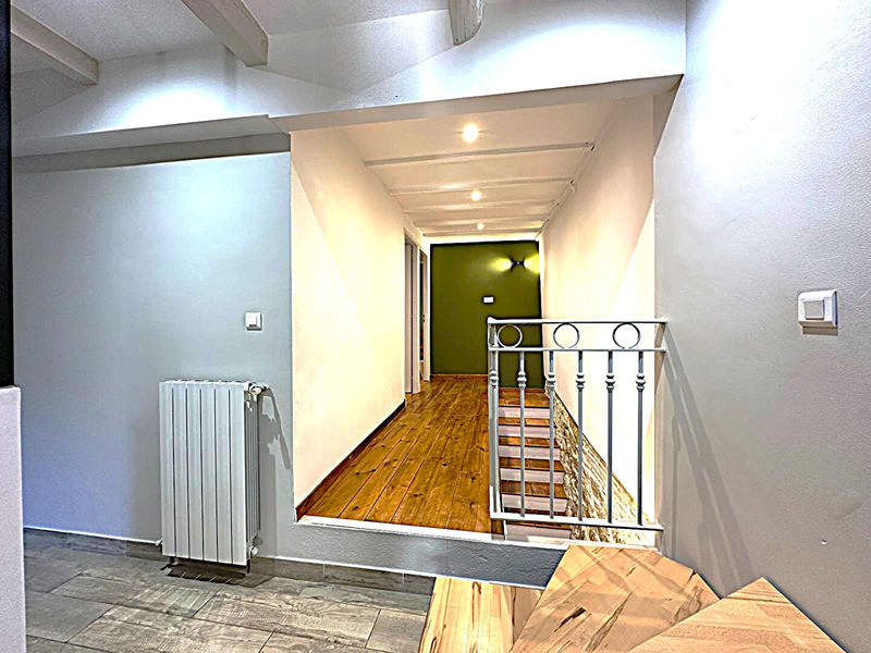 Maison - 215 m² - 6 pièces