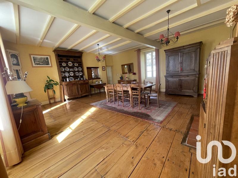 Maison - 427 m² - 18 pièces