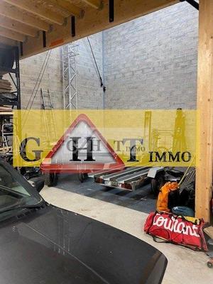 Entrepôt - 280 m²