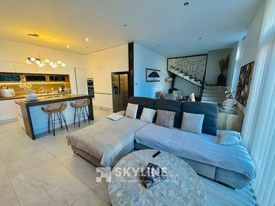 Maison - 107 m² - 4 pièces