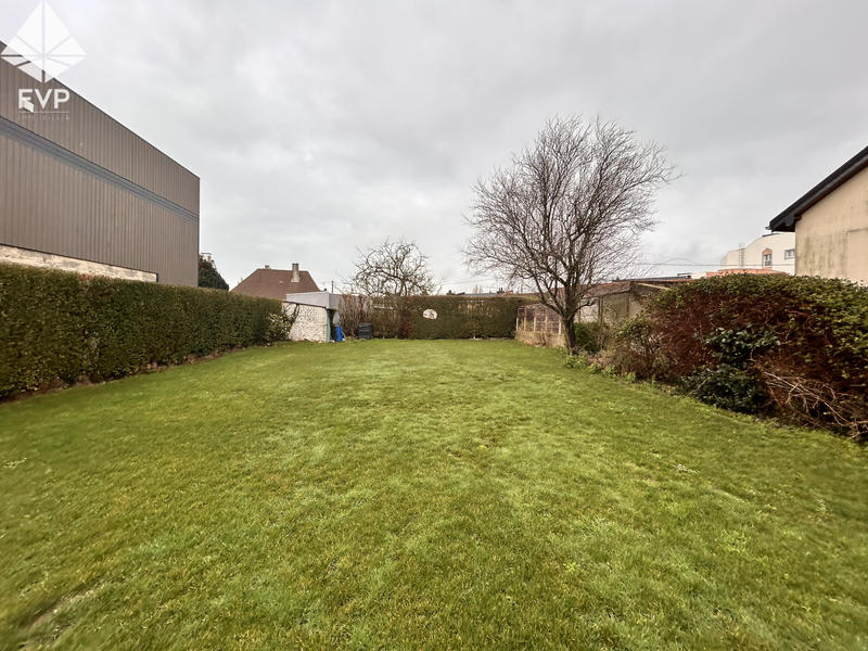 Maison - 96 m² - 6 pièces