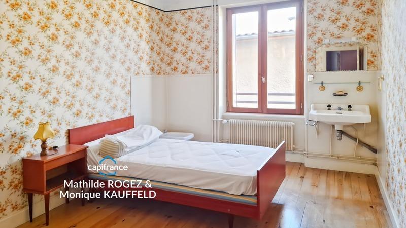 Maison de village - 280 m² - 12 pièces