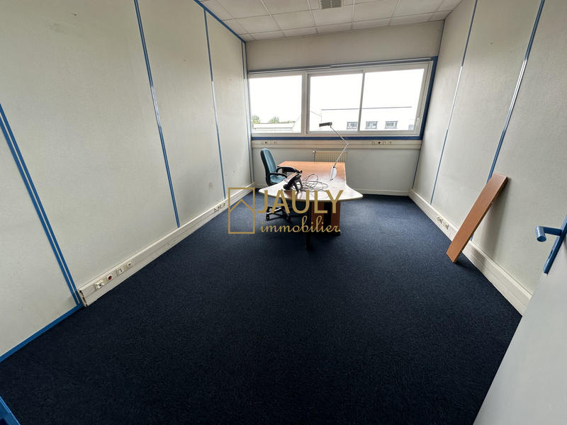 Bureau - 160 m² - 4 pièces