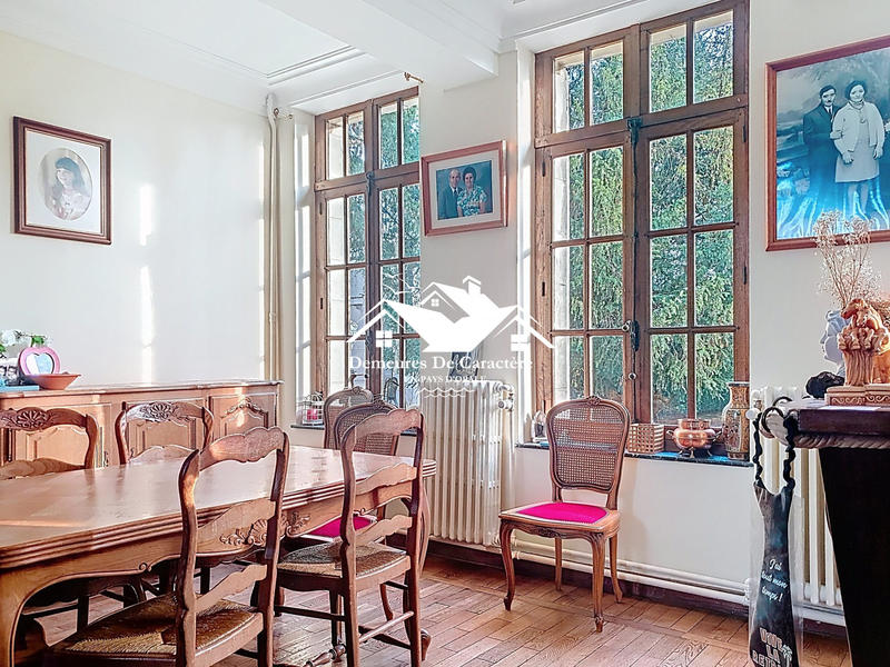 Maison - 297 m² - 6 pièces