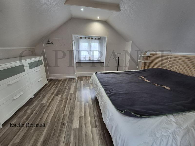 Maison - 177 m² - 8 pièces