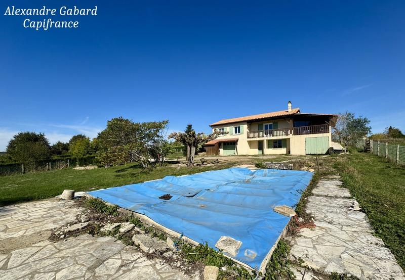 Maison - 98 m² - 5 pièces