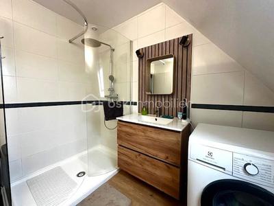 Maison - 75 m² - 5 pièces