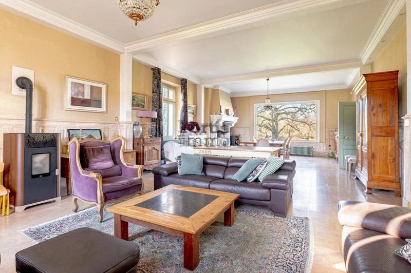 Maison de maîtres - 244 m² - 8 pièces