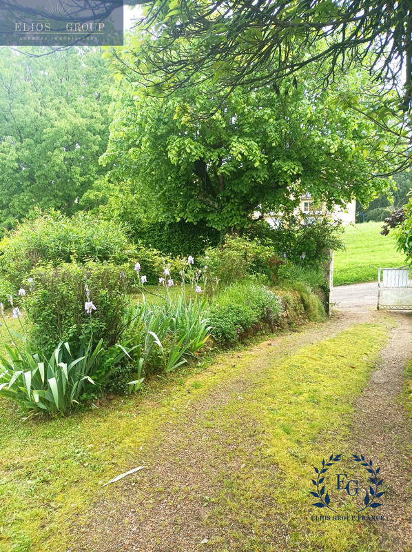 Maison traditionnelle - 104 m² - 4 pièces