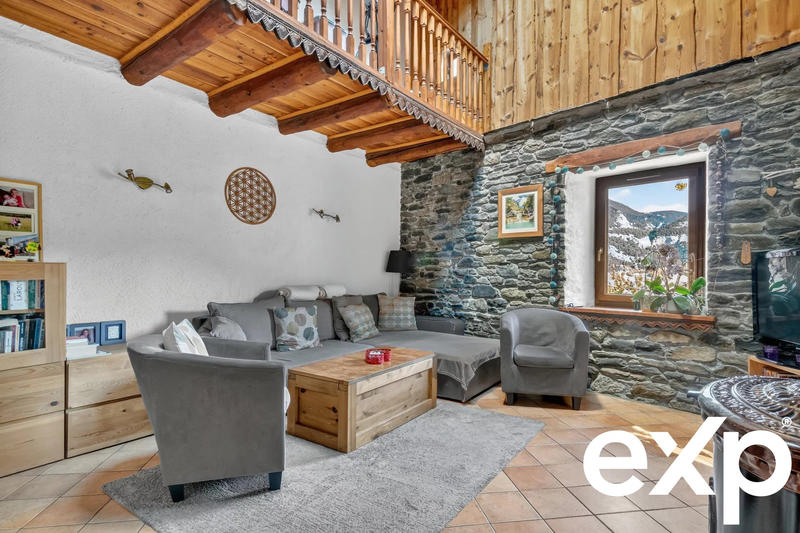 Maison - 438 m² - 12 pièces