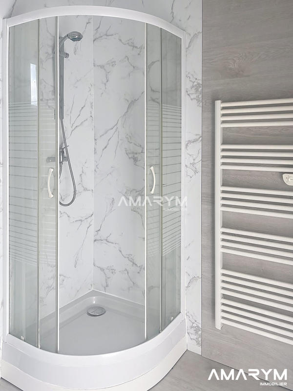 Maison - 96 m² - 4 pièces