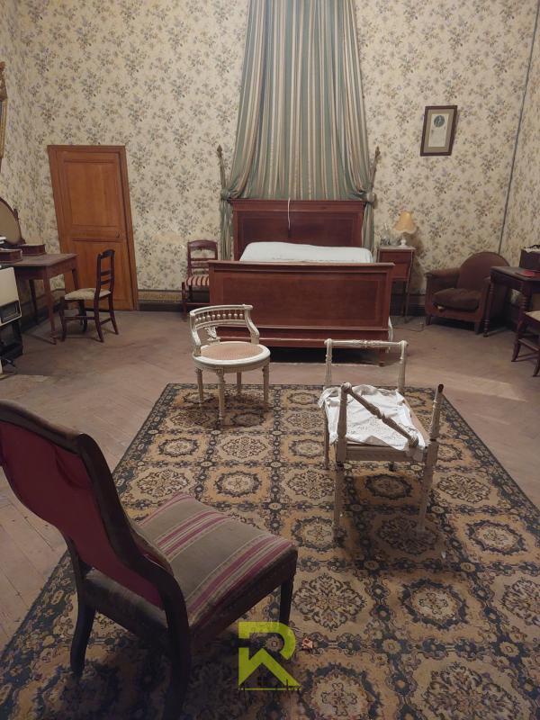 Château - 360 m² - 21 pièces