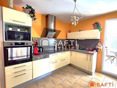 Maison - 159 m² - 6 pièces