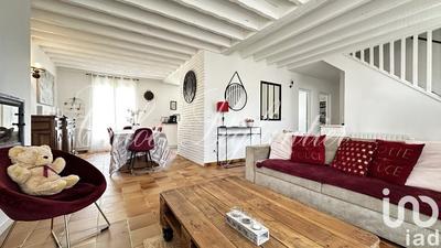 Maison - 200 m² - 8 pièces