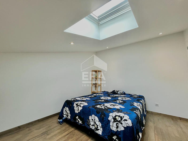 Maison - 93 m² - 4 pièces