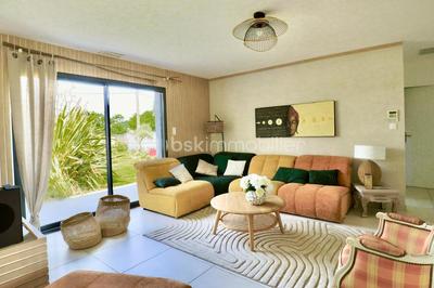 Maison - 144 m² - 5 pièces