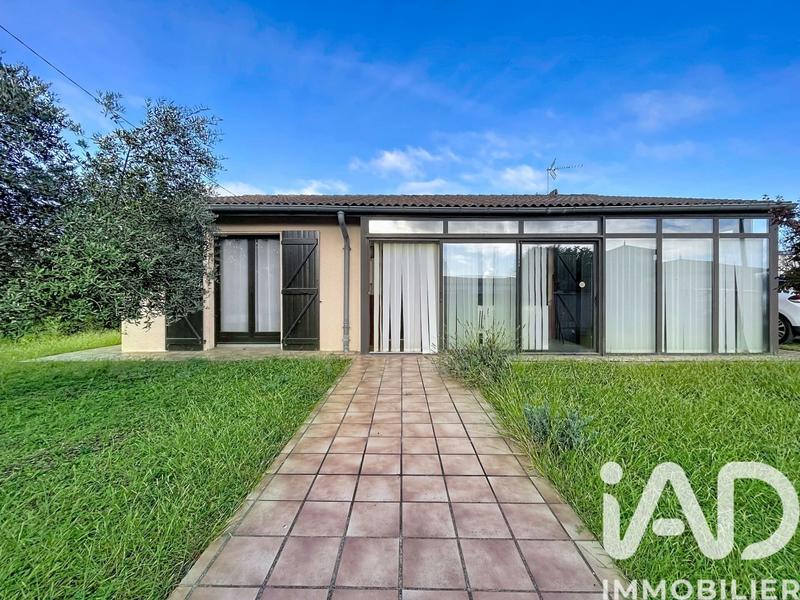 Maison - 93 m² - 4 pièces