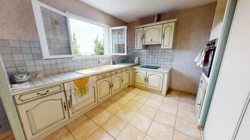 Maison - 88 m² - 4 pièces