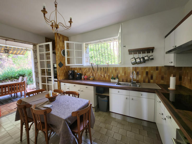 Villa - 170 m² - 5 pièces