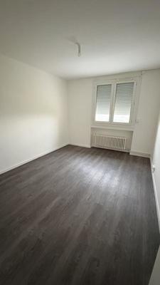 Appartement - 94 m² - 5 pièces