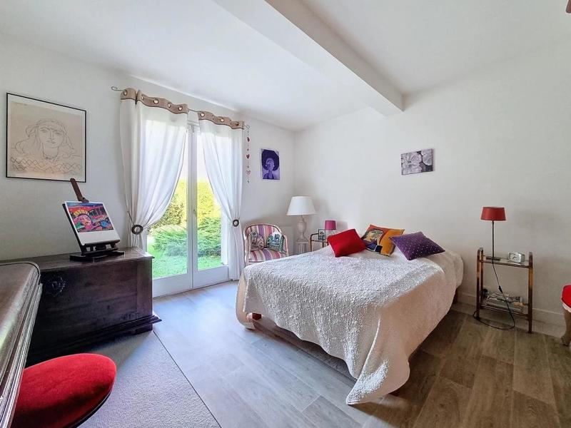 Propriété - 150 m² - 6 pièces