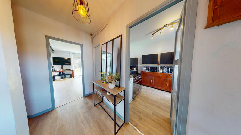 Maison - 92 m² - 4 pièces