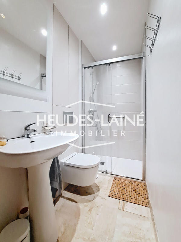 Maison - 190 m² - 8 pièces