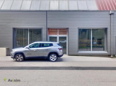 Local commercial - 200 m²