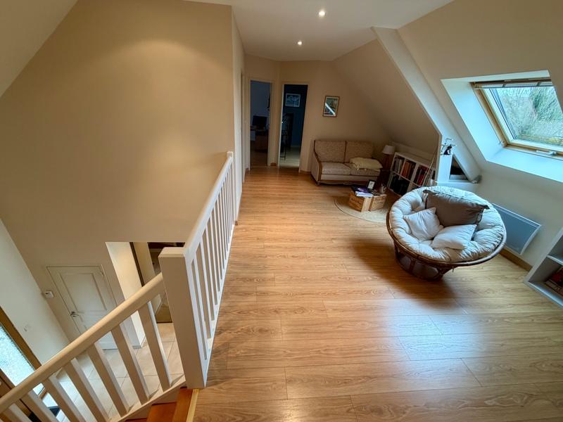 Maison - 167 m² - 8 pièces