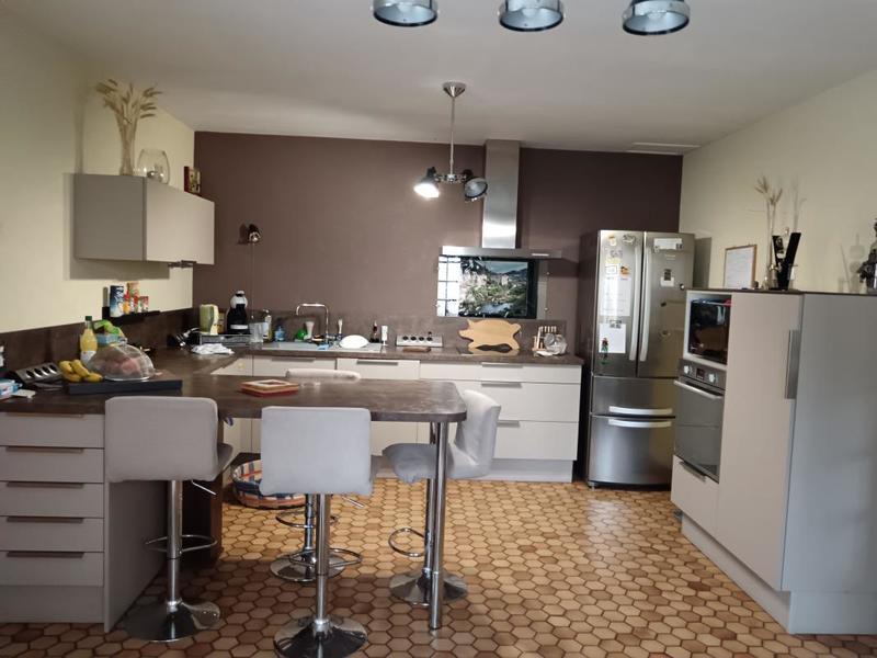 Maison - 169 m² - 5 pièces