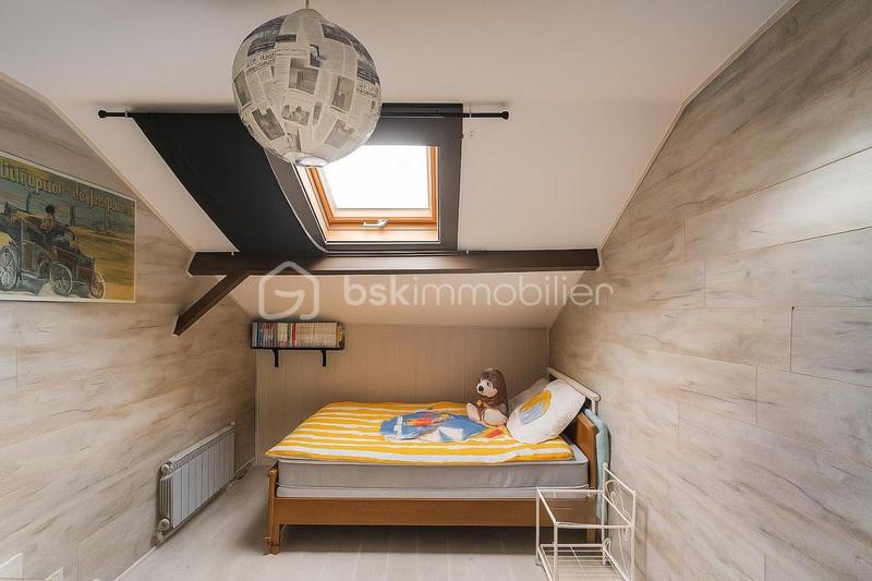 Pavillon - 154 m² - 8 pièces