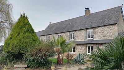 Longère - 371 m² - 13 pièces