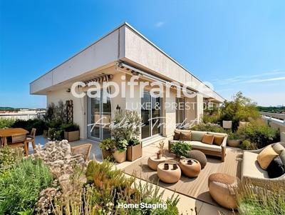 Appartement - 80 m² - 4 pièces