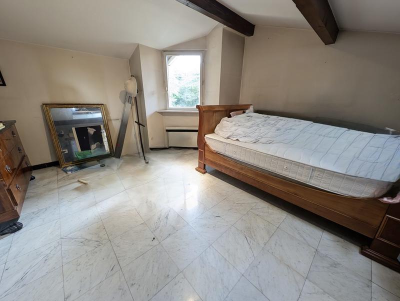 Villa - 251 m² - 8 pièces