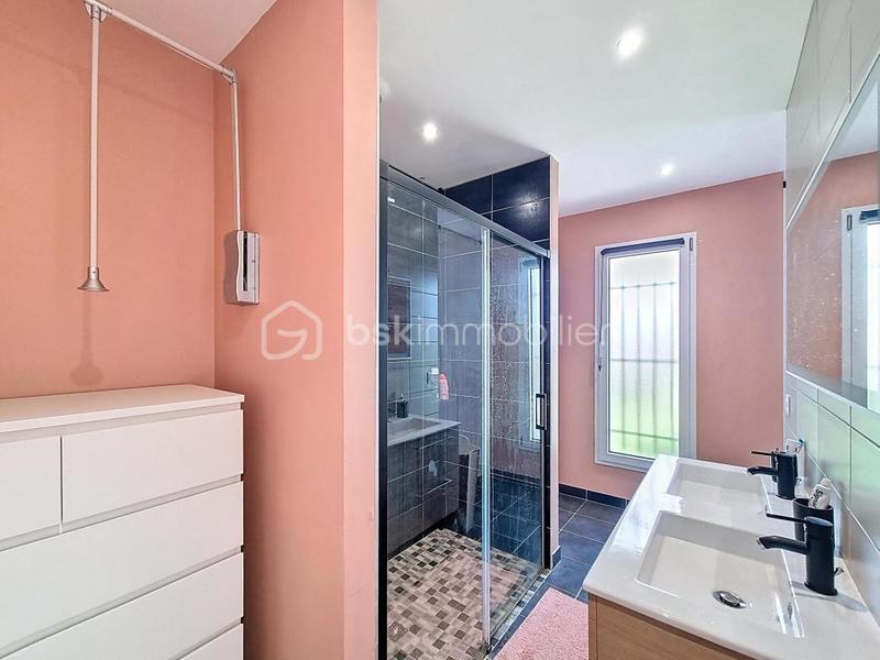 Maison - 150 m² - 7 pièces