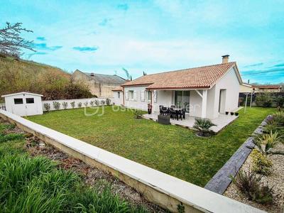 Villa - 90 m² - 4 pièces