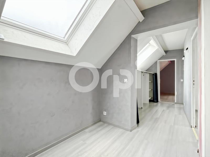 Maison - 115 m² - 4 pièces