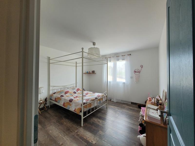 Maison - 210 m² - 9 pièces