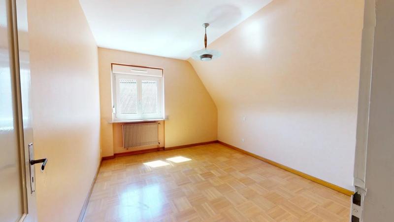 Maison - 207 m² - 7 pièces