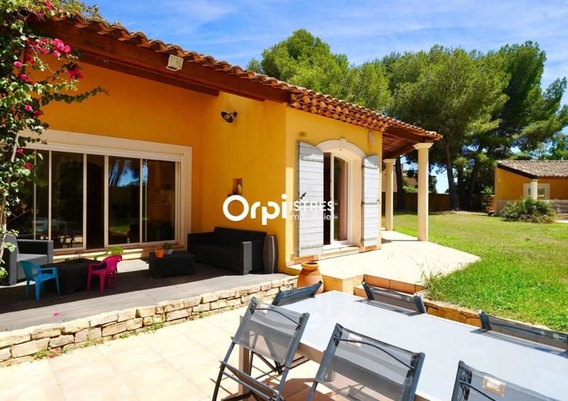 Villa - 250 m² - 6 pièces